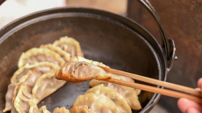 焼いた鹿餃子 焼いた鹿餃子